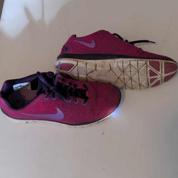 Nike FREE 5.0 running shoes - Picture 4 of 4